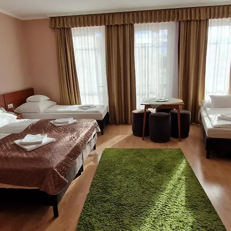 Szálloda Patonai 3*
