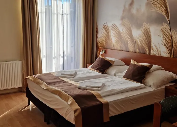 Otel Patonai 3*